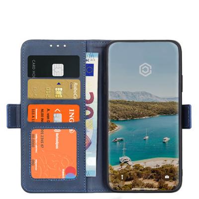 Casecentive Magnetische Leren Wallet case iPhone 12 / iPhone 12 Pro blauw