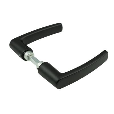 AMI Deurkruk 332/125 Deurdikte 38/42 Zwart 9005 Str - 739060 AMI Deurkruk 332/125 Deurdikte 38/42 Zwart 9005 Str - 739060