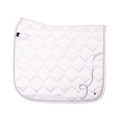 Zadeldek Qhp Fenna, Dressuur paard in wit