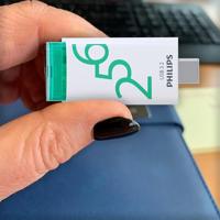 Philips USB 3.2 256GB Click Series Gen 1 USB-C USB flash drive USB Type-A 3.2 Gen 1 (3.1 Gen 1) Wit - thumbnail