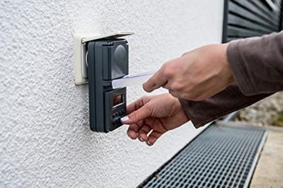 Brennenstuhl 1506706 Stopcontact-schakelklok Digitaal Weekprogramma IP44 AAN/UIT-programma, Zomer- en wintertijd omzetten, Toevalsfunctie