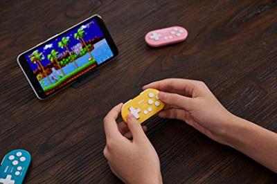 8Bitdo Zero 2 Mini Bluetooth Gamepad (Yellow)