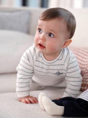 Set sweater en broek baby Set sweater en broek baby