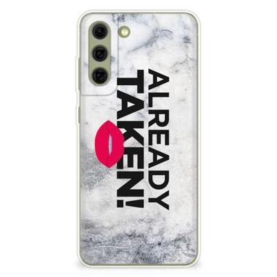 Samsung Galaxy S21FE | Siliconen hoesje | met naam Already Taken White Samsung Galaxy S21FE | Siliconen hoesje | met naam Already Taken White