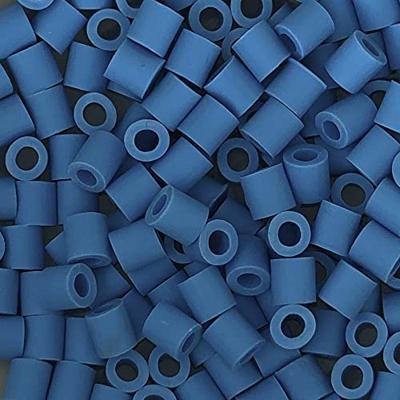 NABBI Biobeads van , afm 5x5 mm, gatgrootte 2.5 mm, medium, blauw, 1000 stuk/ 1 doos NABBI Biobeads van , afm 5x5 mm, gatgrootte 2.5 mm, medium, blauw, 1000 stuk/ 1 doos