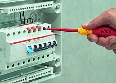 Wiha 28102 Schroevendraaier met bithouder SoftFinish magnetisch 1/4" 112 mm - 32160