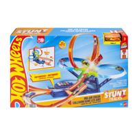 Hot Wheels stuntbanen crash in de lucht - thumbnail