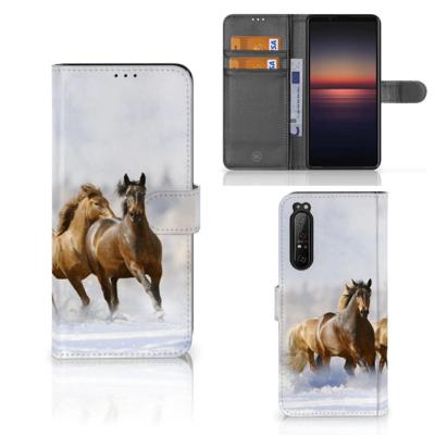 Sony Xperia 1 II | Telefoonhoesje | Met pasjeshouder | Paarden Sony Xperia 1 II | Telefoonhoesje | Met pasjeshouder | Paarden