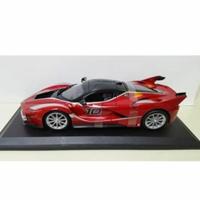 Auto Bburago Ferrari FXX K #10 1:18 - thumbnail