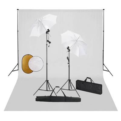 Fotostudioset met lampen, paraplu's, achtergrond en reflector