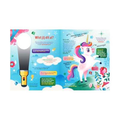 Lantaarn Publishers Speuren naar unicorns zoekboek met kartonnen zaklamp Lantaarn Publishers Speuren naar unicorns zoekboek met kartonnen zaklamp