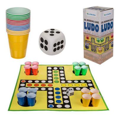 Mens erger je niet XXL - Drankspel - Drinking Ludo XXL Mens erger je niet XXL - Drankspel - Drinking Ludo XXL