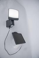 Breedstraler solar zonne energie &apos;Sunshine&apos; led lamp 5000k koud wit PIR sensor - thumbnail