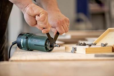 Trimmer - METABO - FM 500-6 - 500W - Elektrisch - Hout