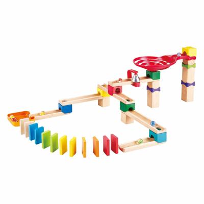 Hape houten knikkerbaanset domino - 50dlg. Hape houten knikkerbaanset domino - 50dlg.