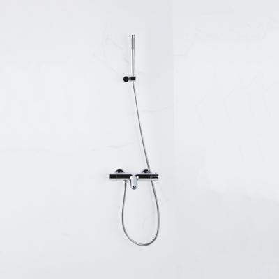 Fortifura Calvi Thermostatische badkraan met staafhanddouche, handdouchehouder en metalen doucheslang chroom SW496810/SW720564/SW720223/SW706202