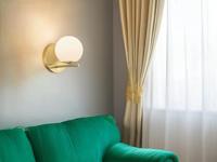 Trio MuurlampPure goud met wit glas - 202000108 - thumbnail