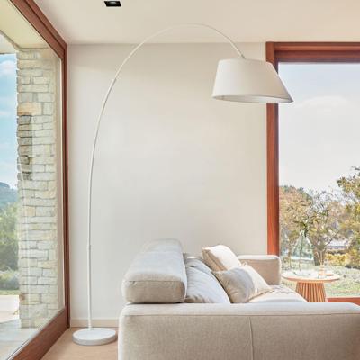 Kave Home Vloerlamp 'May', kleur wit