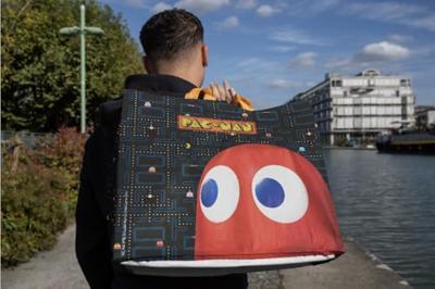 Pac-Man Tote Bag