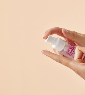 ELEVEN Australia Smooth & Shine Anti-Frizz Serum 60ml ELEVEN Australia Smooth & Shine Anti-Frizz Serum 60ml