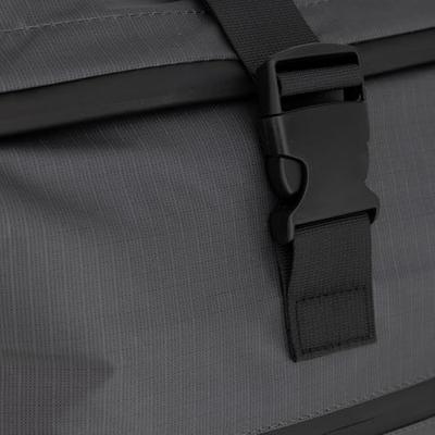 New Rebels Hugo New York 17L Waterdichte Rolltop Rugtas Zwart New Rebels Hugo New York 17L Waterdichte Rolltop Rugtas Zwart