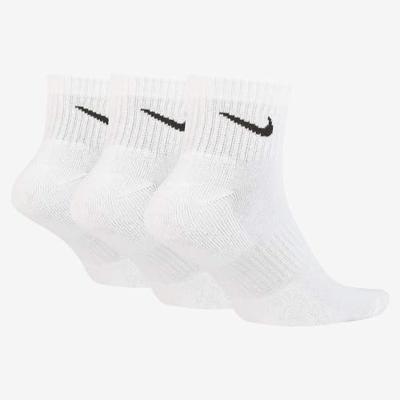 Nike SX7667 Everyday Cushion Ankle Socks 3-Pack - Wit - 34-38 Nike SX7667 Everyday Cushion Ankle Socks 3-Pack - Wit - 34-38