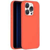 Accezz Liquid Silicone Backcover iPhone 15 Pro Telefoonhoesje Oranje - thumbnail