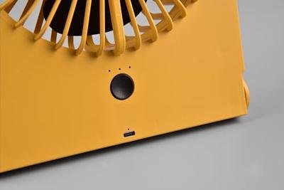 Trio Leuchten Tafelventilator Breezy H 23 cm oplaadbaar geel