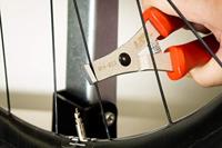 Unior Tools Spoke Holder 1753/2B-US for Straight Spokes - thumbnail