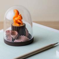 Boomstam Puntenslijper Met Eekhoorn - thumbnail