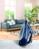 Tefal fv6830 ultragliss anti-calc plus stoomstrijkijzer blauw/zilver - thumbnail