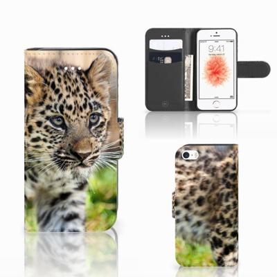 Apple iPhone 5 | 5s | SE | Telefoonhoesje | Met pasjeshouder | Baby Luipaard