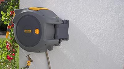 Hozelock Muurhaspel inclusief 40 meter Ø 12,5 mm slang, startset koppelingen & tuinspuit 2595R0000