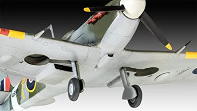 Revell 1/72 Messerschmitt BF109 G-10 & Spitfire Mk. V - thumbnail