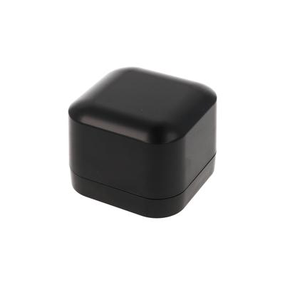 Hammond Electronics 1556BABK Universele behuizing 80 x 80 x 60 ABS kunststof Brandvertragend Zwart 1 stuk(s)