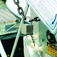 Masterlock 40mm - 23mm stainless steel shackle, 6mm diam. - double-ball bearing w - 640EURD - thumbnail