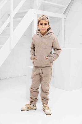 Cou7ure Essentials Rubber Trainingspak Kids Lichtbruin - Maat 152 - Kleur: Lichtbruin | Soccerfanshop