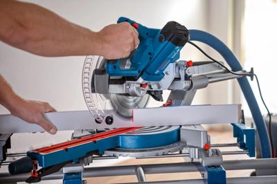 Bosch Professional GCM 305-216 D Kap- en verstekzaag 216mm 1200W - 0601B49000