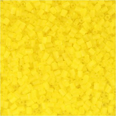 Creativ Company Rocailles 2-cut, d 1,7 mm, afm 15/0, gatgrootte 0,5 mm, transparant geel, 25 gr/ 1 doos Creativ Company Rocailles 2-cut, d 1,7 mm, afm 15/0, gatgrootte 0,5 mm, transparant geel, 25 gr/ 1 doos