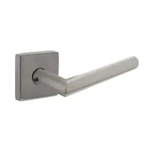 Intersteel Deurklink Jura op vierkante massieve rozet geborsteld RVS Intersteel Deurklink Jura op vierkante massieve rozet geborsteld RVS