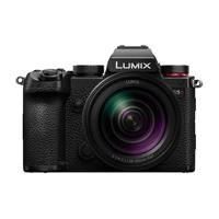 PANASONIC Lumix S5D + lens 28-200 mm f/4.0-7.1 macro - thumbnail