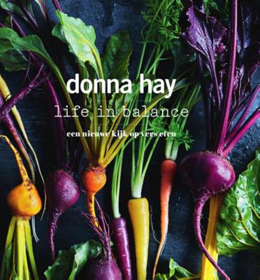 Life In Balance - Donna Hay - Paperback (9789000351602)