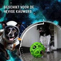 Dog Comets Titan - Treat hider - Hondenspeelgoed - Traktatiebal - Rubber - Ø11.5 cm - Groen - thumbnail