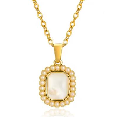 Cilla Jewels Goudkleurige Dames Ketting met Rechthoekige Parelmoer Hanger