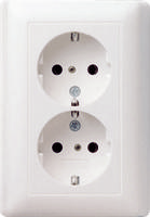 Gira 2-voudige wandcontactdoos met randaarde en kinderbeveiliging zuiverwit mat - thumbnail