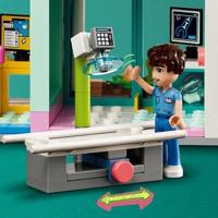 LEGO friends 42621 heartlake city ziekenhuis - thumbnail