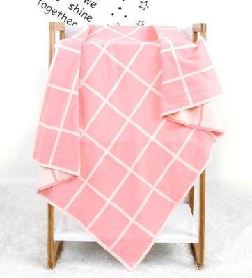 Gebreide Plaid baby deken (roze)