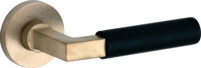 Krukgarn. Bauh/Vivo geveerd MTO-ebben Krukgarn. Bauh/Vivo geveerd MTO-ebben