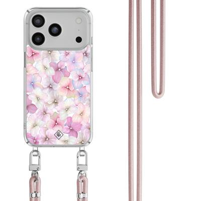 iPhone 17 Pro Max hoesje met rosegoud koord - Hortensia iPhone 17 Pro Max hoesje met rosegoud koord - Hortensia