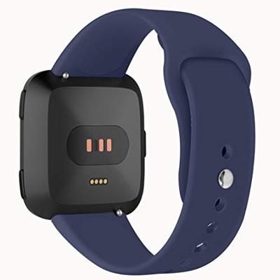 Fitbit Versa 1 / 2 & Lite siliconen bandje - Maat: Small - Donkerblauw Fitbit Versa 1 / 2 & Lite siliconen bandje - Maat: Small - Donkerblauw
